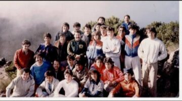 Imágenes para rendir homenaje a persona finada, estas pueden variar en su contenido.