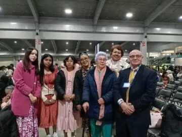 Imágenes para rendir homenaje a persona finada, estas pueden variar en su contenido.