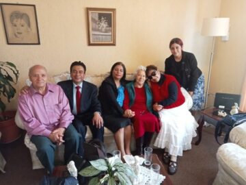 Imágenes para rendir homenaje a persona finada, estas pueden variar en su contenido.