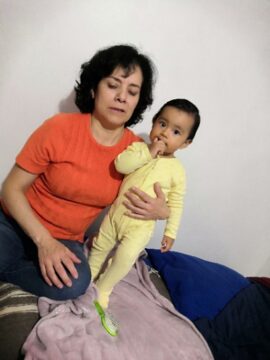 Imágenes para rendir homenaje a persona finada, estas pueden variar en su contenido.