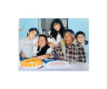 Imágenes para rendir homenaje a persona finada, estas pueden variar en su contenido.