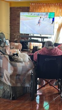 Imágenes para rendir homenaje a persona finada, estas pueden variar en su contenido.