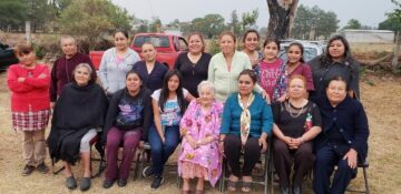 Imágenes para rendir homenaje a persona finada, estas pueden variar en su contenido.