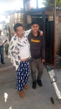 Imágenes para rendir homenaje a persona finada, estas pueden variar en su contenido.