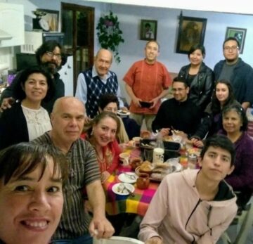 Imágenes para rendir homenaje a persona finada, estas pueden variar en su contenido.