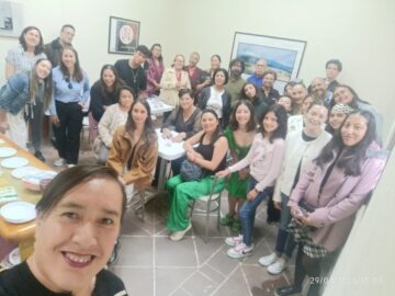 Imágenes para rendir homenaje a persona finada, estas pueden variar en su contenido.