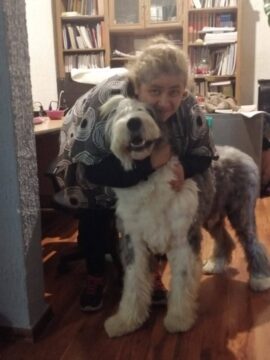 Imágenes para rendir homenaje a persona finada, estas pueden variar en su contenido.