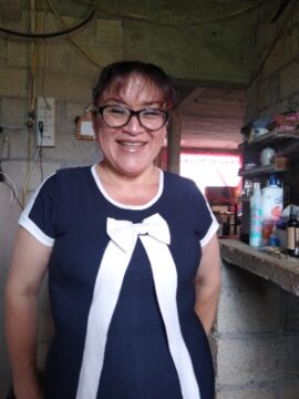 Imágenes para rendir homenaje a persona finada, estas pueden variar en su contenido.