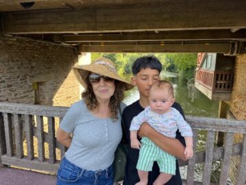 Imágenes para rendir homenaje a persona finada, estas pueden variar en su contenido.