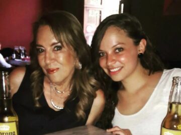 Imágenes para rendir homenaje a persona finada, estas pueden variar en su contenido.