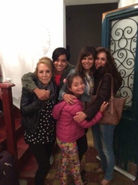 Imágenes para rendir homenaje a persona finada, estas pueden variar en su contenido.