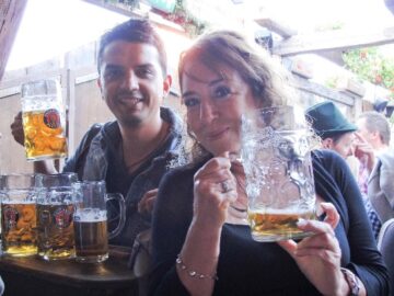 Imágenes para rendir homenaje a persona finada, estas pueden variar en su contenido.