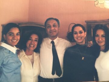 Imágenes para rendir homenaje a persona finada, estas pueden variar en su contenido.