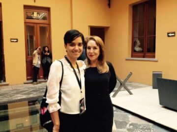 Imágenes para rendir homenaje a persona finada, estas pueden variar en su contenido.