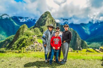 Imágenes para rendir homenaje a persona finada, estas pueden variar en su contenido.