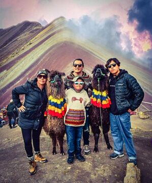 Imágenes para rendir homenaje a persona finada, estas pueden variar en su contenido.