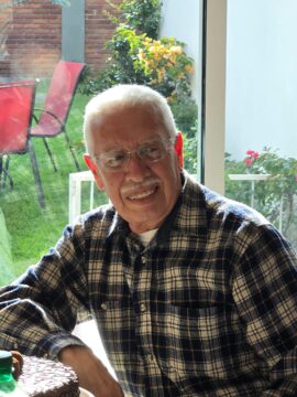 Imágenes para rendir homenaje a persona finada, estas pueden variar en su contenido.