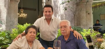 Imágenes para rendir homenaje a persona finada, estas pueden variar en su contenido.