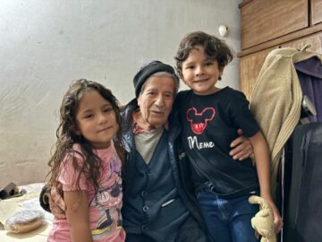 Imágenes para rendir homenaje a persona finada, estas pueden variar en su contenido.