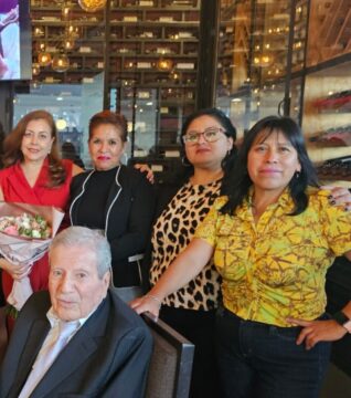 Imágenes para rendir homenaje a persona finada, estas pueden variar en su contenido.