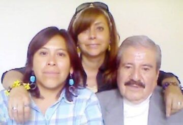 Imágenes para rendir homenaje a persona finada, estas pueden variar en su contenido.