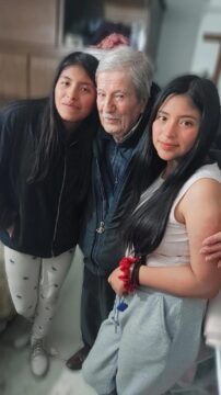 Imágenes para rendir homenaje a persona finada, estas pueden variar en su contenido.