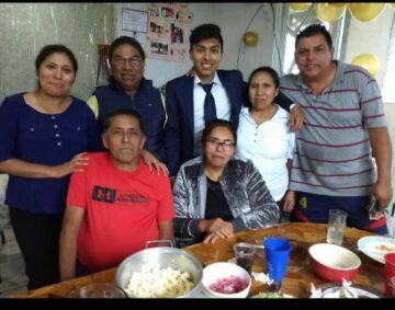 Imágenes para rendir homenaje a persona finada, estas pueden variar en su contenido.