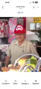 Imágenes para rendir homenaje a persona finada, estas pueden variar en su contenido.