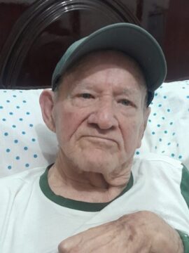 Imágenes para rendir homenaje a persona finada, estas pueden variar en su contenido.
