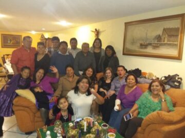 Imágenes para rendir homenaje a persona finada, estas pueden variar en su contenido.