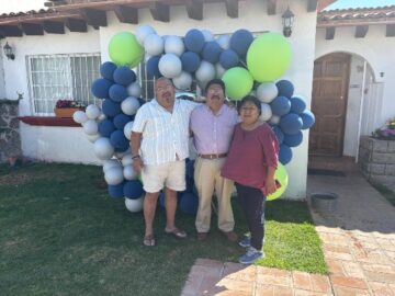 Imágenes para rendir homenaje a persona finada, estas pueden variar en su contenido.