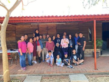 Imágenes para rendir homenaje a persona finada, estas pueden variar en su contenido.