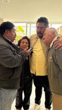 Imágenes para rendir homenaje a persona finada, estas pueden variar en su contenido.