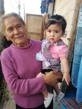 Imágenes para rendir homenaje a persona finada, estas pueden variar en su contenido.