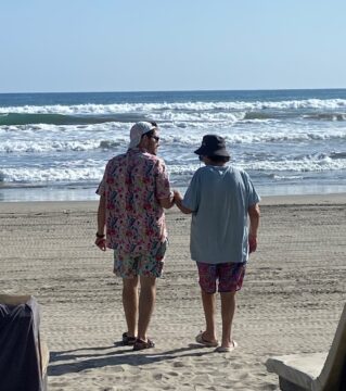 Imágenes para rendir homenaje a persona finada, estas pueden variar en su contenido.