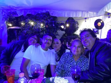 Imágenes para rendir homenaje a persona finada, estas pueden variar en su contenido.