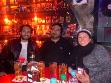 Imágenes para rendir homenaje a persona finada, estas pueden variar en su contenido.