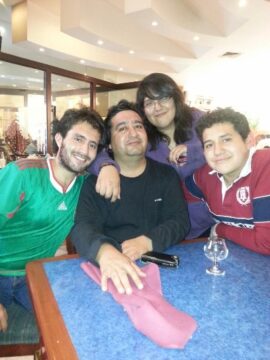 Imágenes para rendir homenaje a persona finada, estas pueden variar en su contenido.