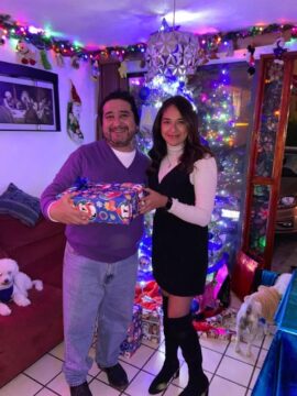 Imágenes para rendir homenaje a persona finada, estas pueden variar en su contenido.