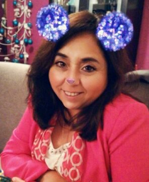 Imágenes para rendir homenaje a persona finada, estas pueden variar en su contenido.