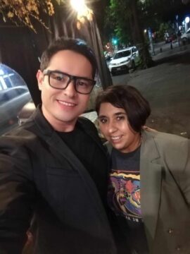 Imágenes para rendir homenaje a persona finada, estas pueden variar en su contenido.