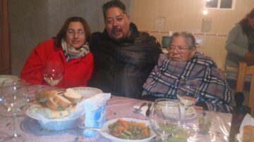 Imágenes para rendir homenaje a persona finada, estas pueden variar en su contenido.