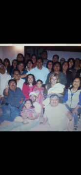 Imágenes para rendir homenaje a persona finada, estas pueden variar en su contenido.