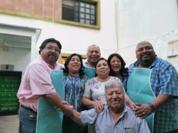 Imágenes para rendir homenaje a persona finada, estas pueden variar en su contenido.