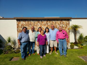 Imágenes para rendir homenaje a persona finada, estas pueden variar en su contenido.