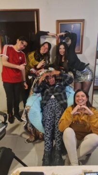 Imágenes para rendir homenaje a persona finada, estas pueden variar en su contenido.