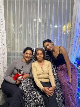 Imágenes para rendir homenaje a persona finada, estas pueden variar en su contenido.