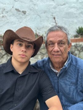 Imágenes para rendir homenaje a persona finada, estas pueden variar en su contenido.