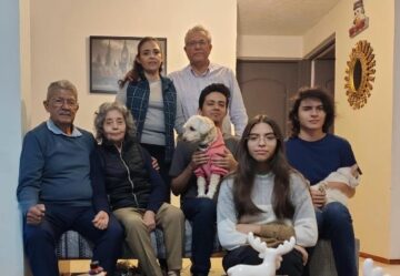 Imágenes para rendir homenaje a persona finada, estas pueden variar en su contenido.