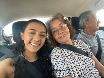 Imágenes para rendir homenaje a persona finada, estas pueden variar en su contenido.